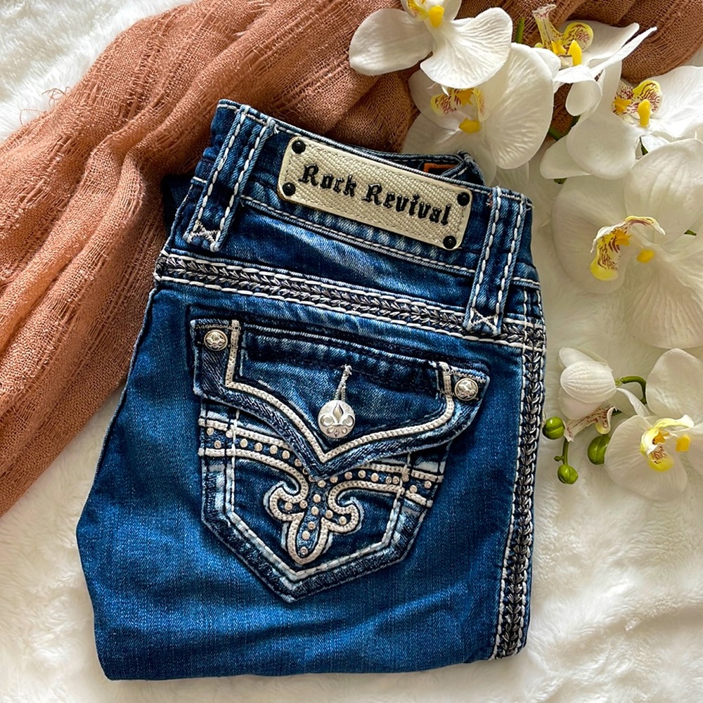 Rock Revival Noel Capri